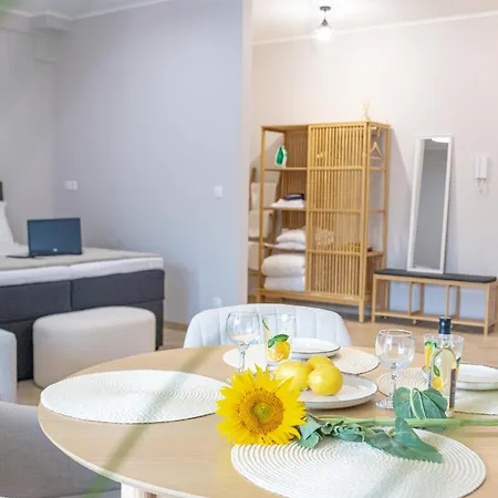 дизайнерско студио в модерна сграда -молимаркс делукс студио Apartament