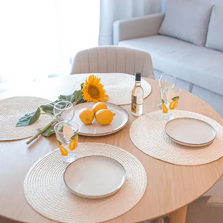 дизайнерско студио в модерна сграда -молимаркс делукс студио Apartament *