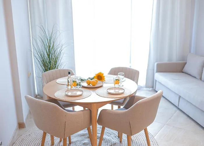 アパート дизайнерско студио в модерна сграда -молимаркс делукс студио ブルガス